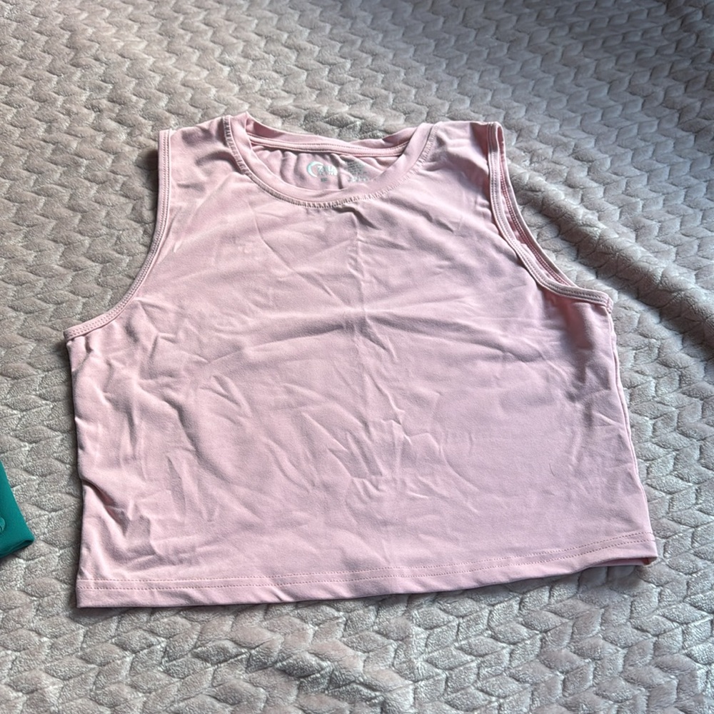 2 cropped Zyia tank tops xxl - Picture 5 of 6